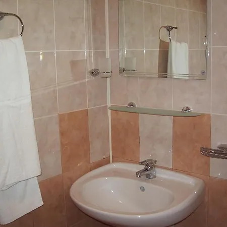 Vanessa Family Равда