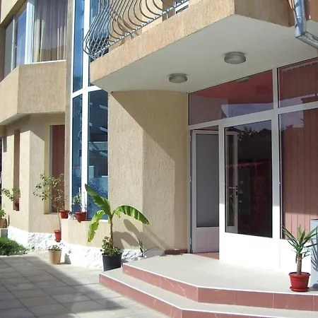 Guest Vanessa Hotel