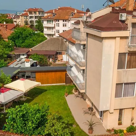 Vanessa Family * רבדה