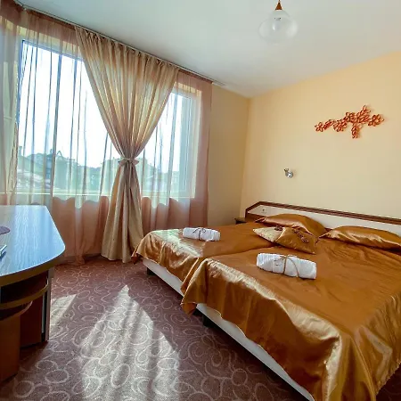 Szálloda Vanessa Family *